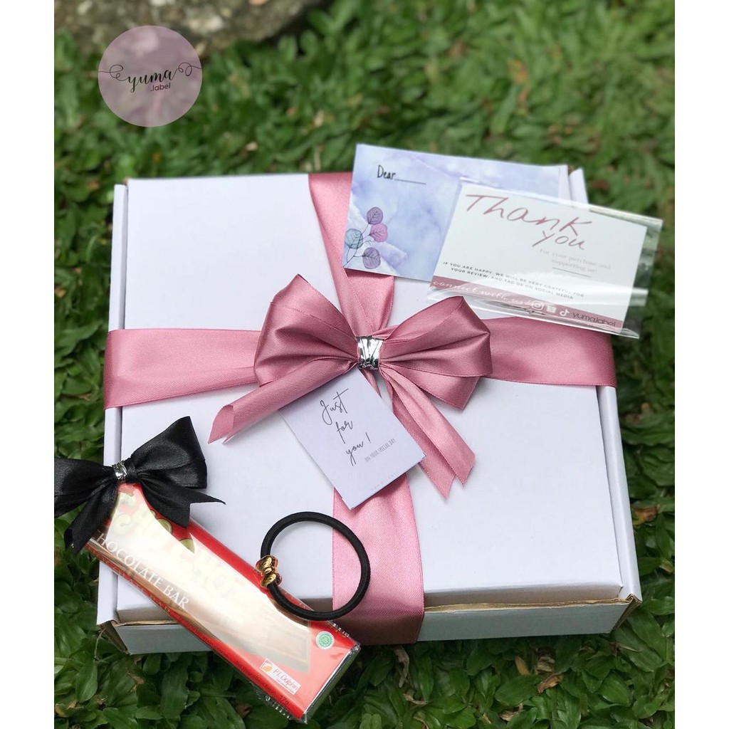 

SPECIAL PACKAGE | Gift Box | Hampers | Birthday box |Valentine Box