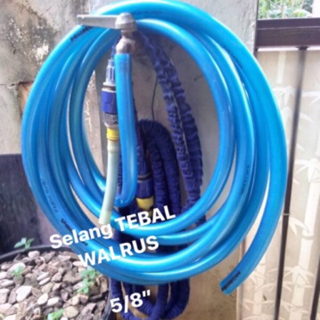 SELANG AIR TEBAL ELASTIS (15 mtr per rol). Tidak menekuk, awet tahan lama Selang taman WALRUS FLEXO