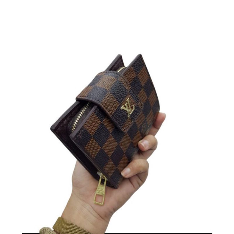 Dompet Pendek Kartu Slet Dalam