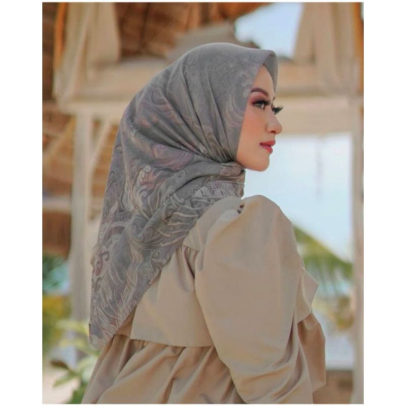 Buttonscarves wave series "STORMY"