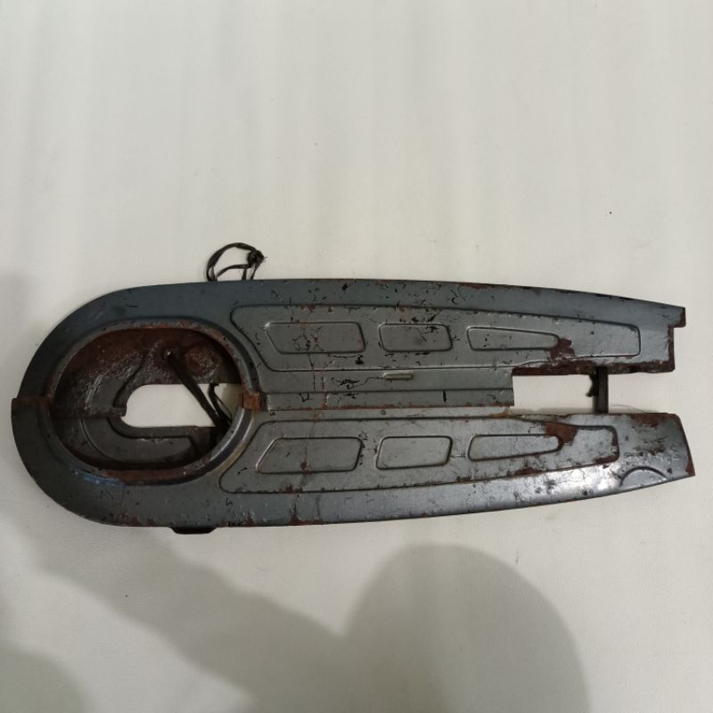 Ketengkas katengkas cover tutup pelindung rantai Yamaha Alfa alfa original