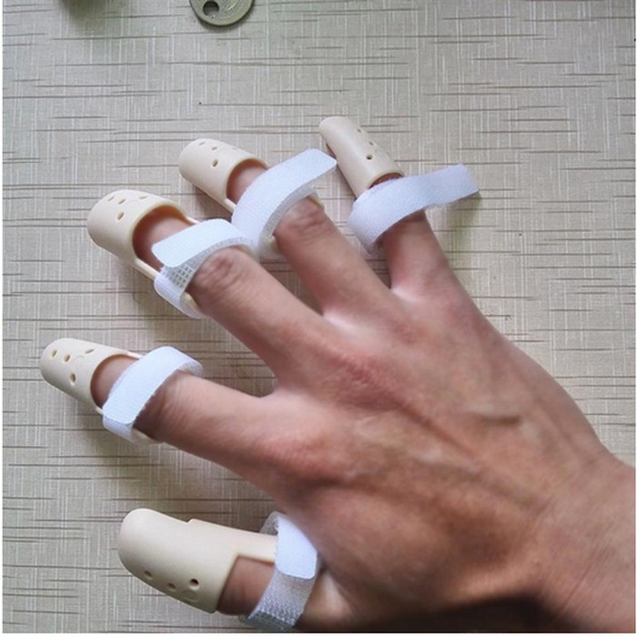 PELINDUNG JARI CIDERA olahraga basket volley mallet finger splint