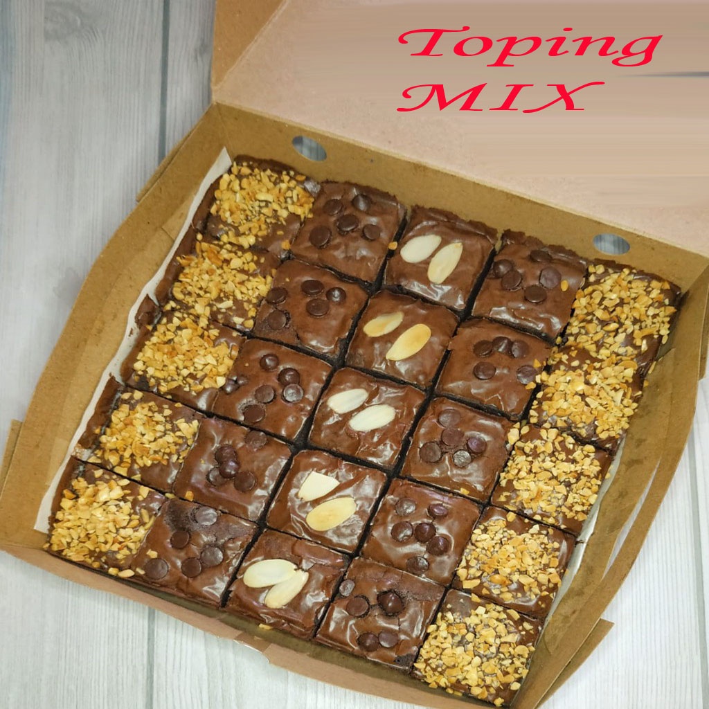 

Brownies Panggang Brownies Nyoklat Soklat Toping MIX Kacang Tanah Almond Chochochip