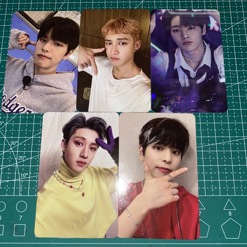 pc ds double side noeasy seungmin bangchan chan mask off oddinary chan glitter christmas evel ce i.n