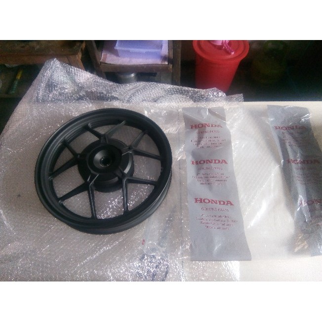 Velg belakang vario 150 led ori velg belakang vario 125 led velg bintang belakang vario led ORIGINAL