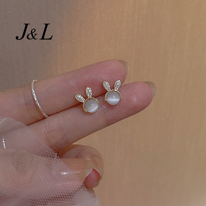 Anting Tusuk Bahan Alloy Desain Kelinci Hias Opal Gaya Trendy Untuk Wanita