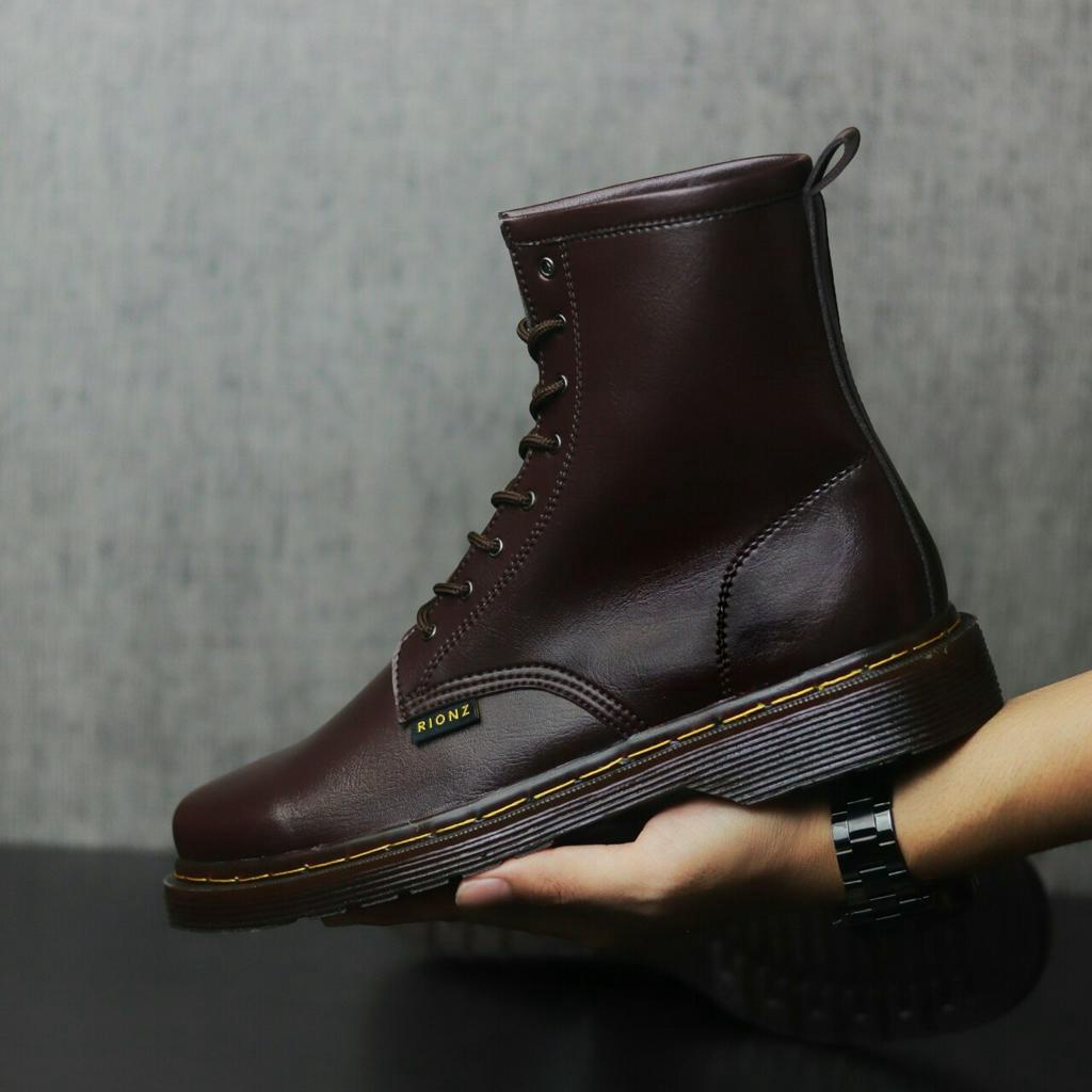 RIONZ x PARGAS BLACK BROWN - Sepatu Boot Pria Fashion Kasual Formal Boots Cowok Hitam Coklat Kulit PU PDH Docmar Casual Gaya Kekinian Trend Terbaru Terlaris Murah