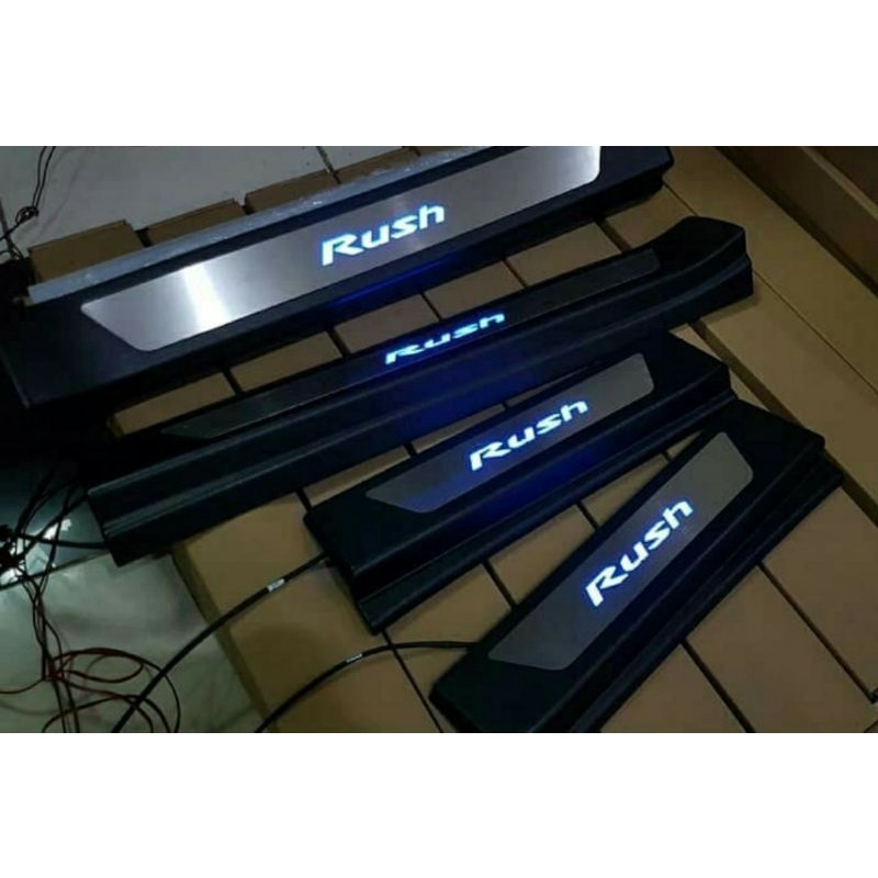 Sillplate lampu LED Rush