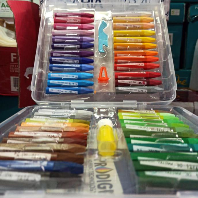 

Crayon Titi 48 Warna