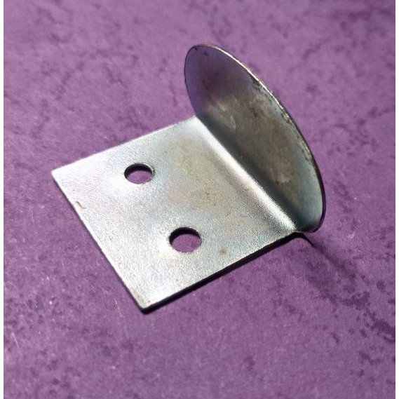 Plat klem kaca cermin L