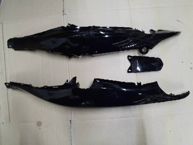 Cover body jupiter z 2006 hitam