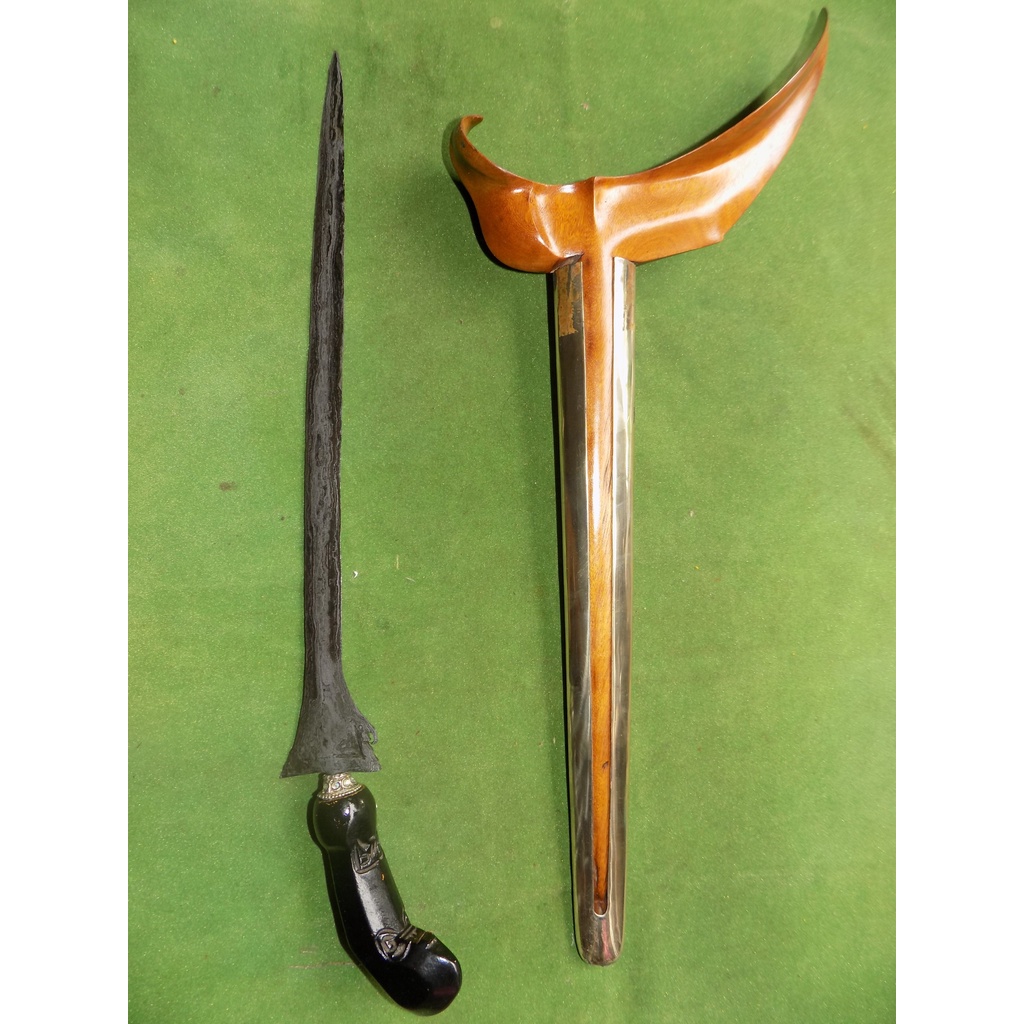 keris spaner pamor kulit semangka era mataaram tua