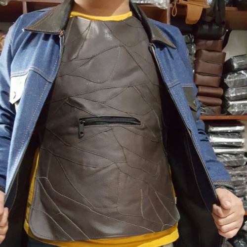 ROMPI KULIT MOTOR PELINDUNG DADA