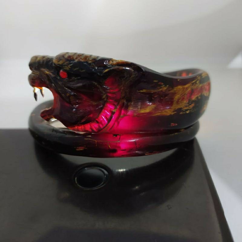 gelang akar bahar merah ukir macan