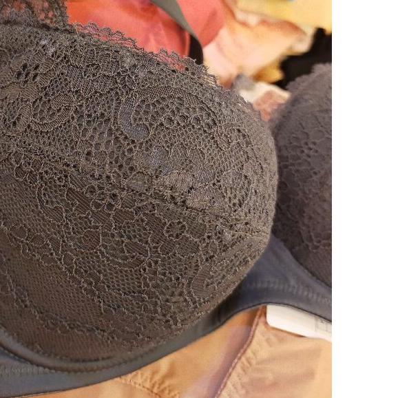 ➵ SALE‼️ORIGINAL LULUDI WACOAL SIMPLY LACE BRA AKSEN RENDA 3/4CUP KAWAT BUSA TIPIS RED MERAH KREM CR