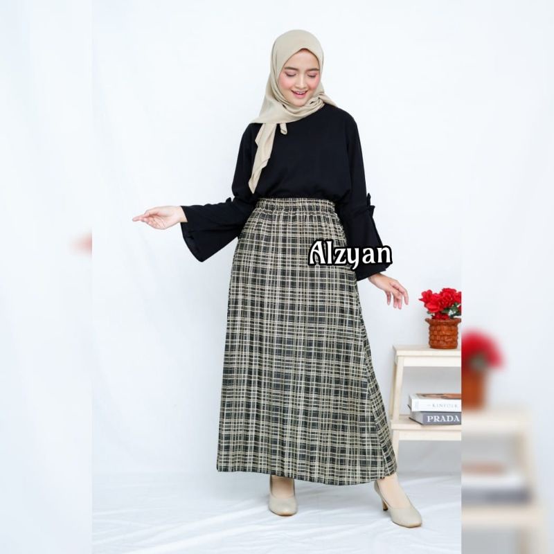 ROK TARTAN KOTAK PLISKET PREMIUM  KUALITAS IMPORT/ROK WANITA