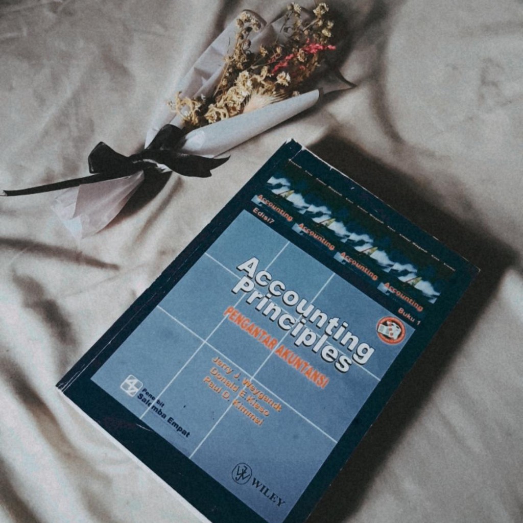ACCOUNTING PRINCIPLES EDISI 7 BUKU 1