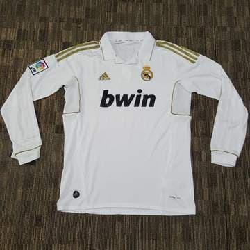 Jersey Retro Real Madrid Home 2011/12 Lengan Panjang