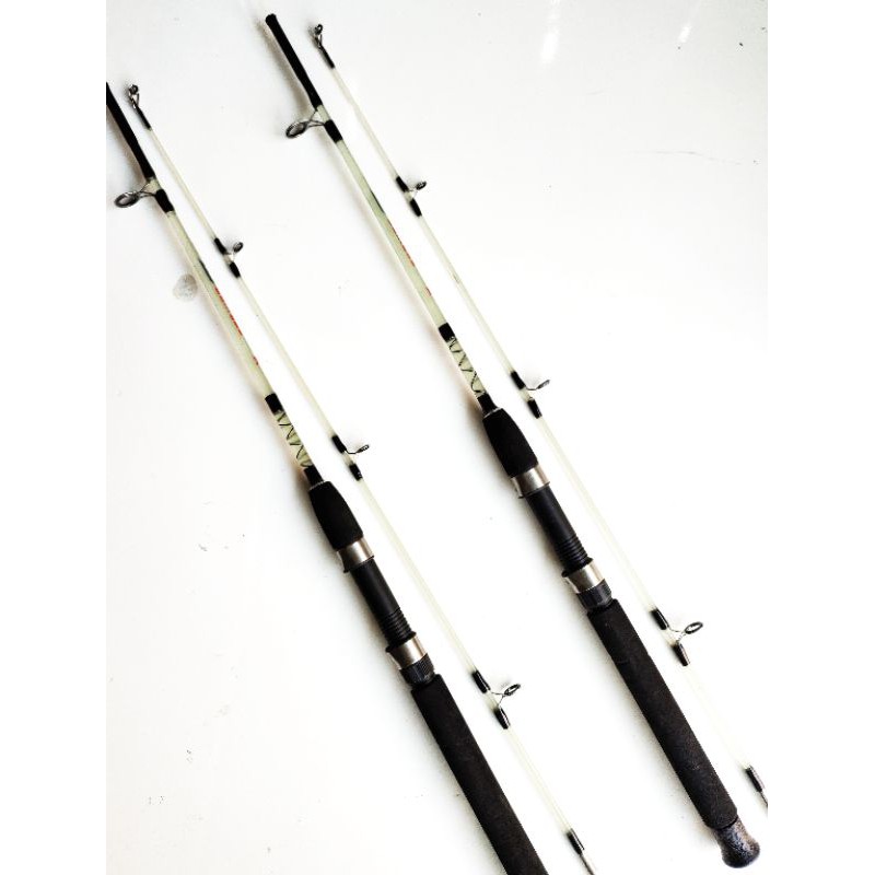 Joran Pancing Kaku AZORA TREVIDO 150 cm Fiber Solid Sambung Dua