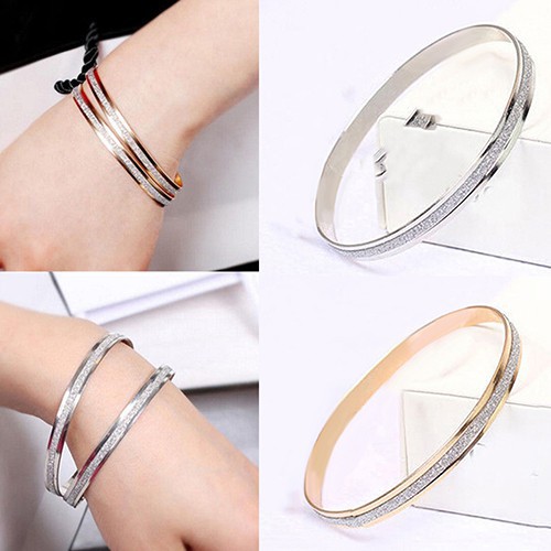 Grosir - G526 Perhiasan Gelang Blink Fashion / Model Kait Bentuk Lingkaran / Set Perhiasan Wanita