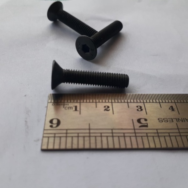 BAUT L M5X25 VERSENG  BAUT L VERSENG M5 X 25 BAJA  COUNTERSUNK M5X25 Sinar Ratu Cimanuk