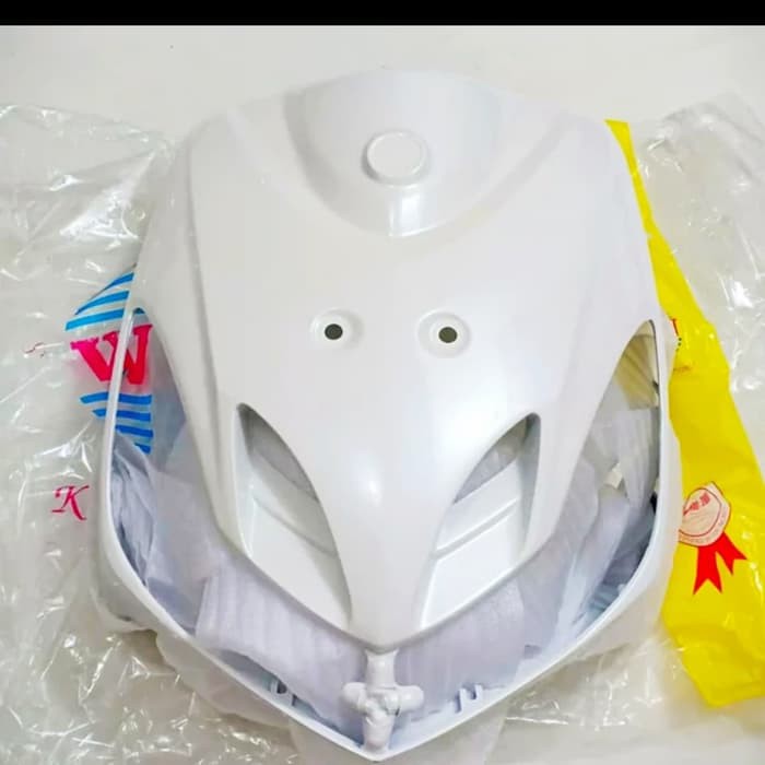 Tameng mio smile putih / body depan Mio smile putih