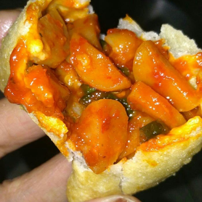 

CIRENG ISI SOSIS MERCON/CIRENG MERCON ISI AYAM/CIRENG ISI AYAM SUWIR/CIRENG ISI KHAS BANDUNG/CIRENG BANYUR/CIRENG ISI AYAM PEDAS/BASO ACI/CAMILAN PEDAS/JAJANAN PEDAS/BASO ACI EXTRA PEDAS/CIRENG RUJAK/CIRENG BANYUR GARUT