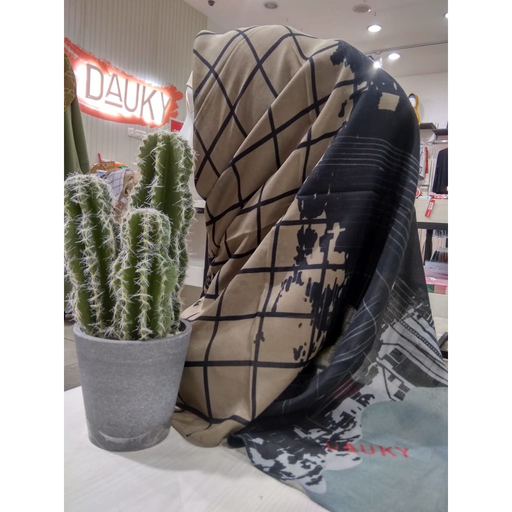 SEGI 4 MOTIF / FALLA SCARF KHAKY / SCARF DAUKY