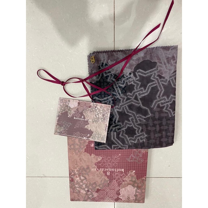 Buttonscarves Haramain Preloved