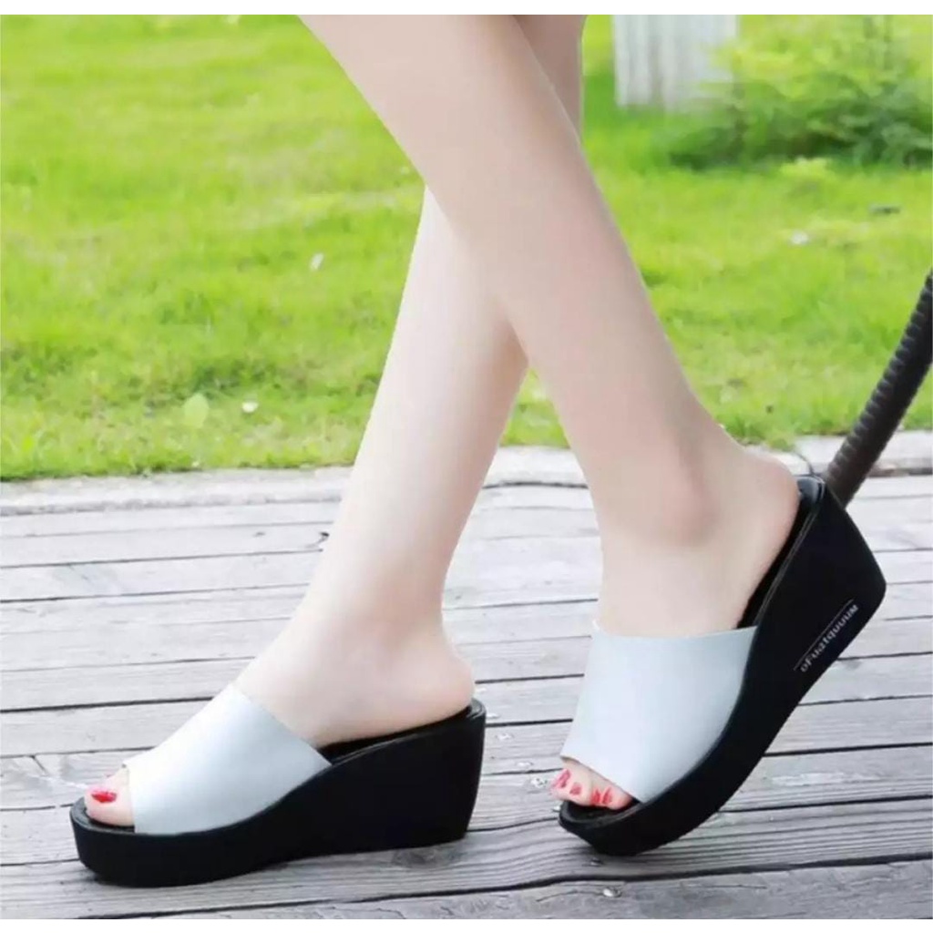 Sandal Wanita Model Terbaru-Sandal Wedges Calbi Murah Terlaris Masakini Free Ongkir