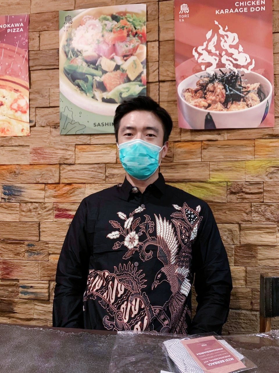 M231 Kemeja Pria Batik Panjang Hitam 1485a