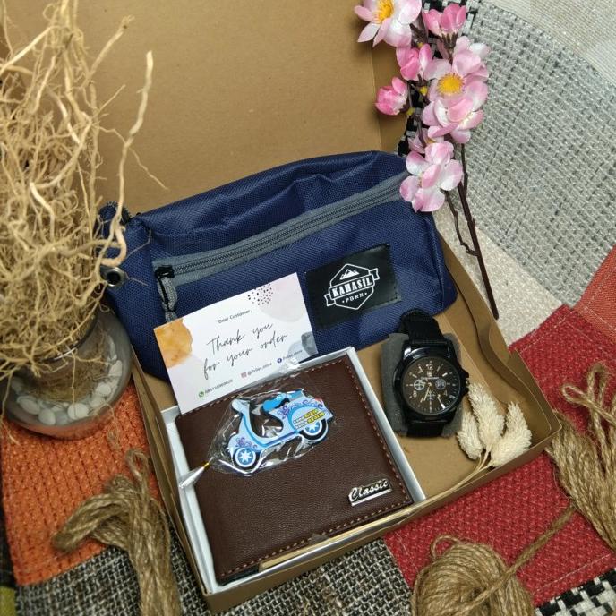 

Best Product!!! Hampers Cowok Box B - Paling Diminati
