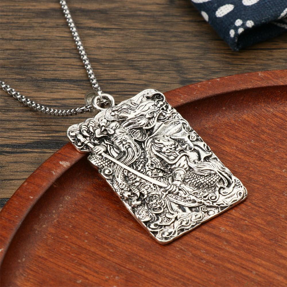 Preva Kalung Liontin Pria Keren Guan Gong Yibo Yuntian