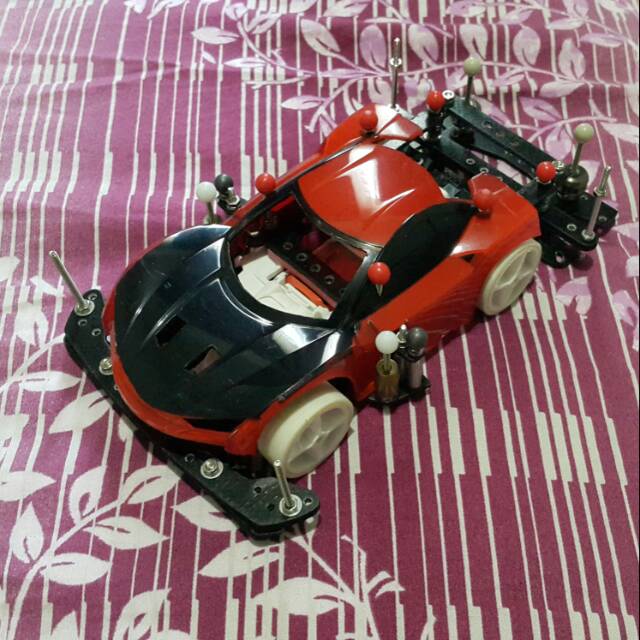 Tamiya mini 4wd STO 100 Japan Style Raikiri MA Chassis
Honda Civic FD wannabe
