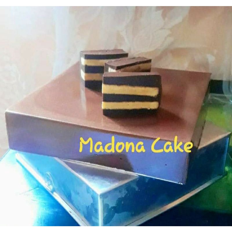 Madona Cake coklat dan Lemon