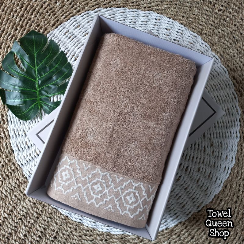 Handuk Mandi Single Alexio (Free Box + Bordir) - Towel Queen Shop