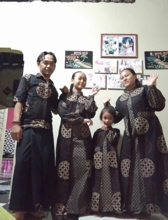 Set Couple Marina • Couple Gamis Batik • Couple Kemeja Batik • Batik Couple