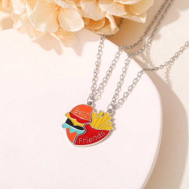 2pcs / Set Kalung Dengan Liontin Bentuk Hati Desain Burger Dan Kentang Goreng