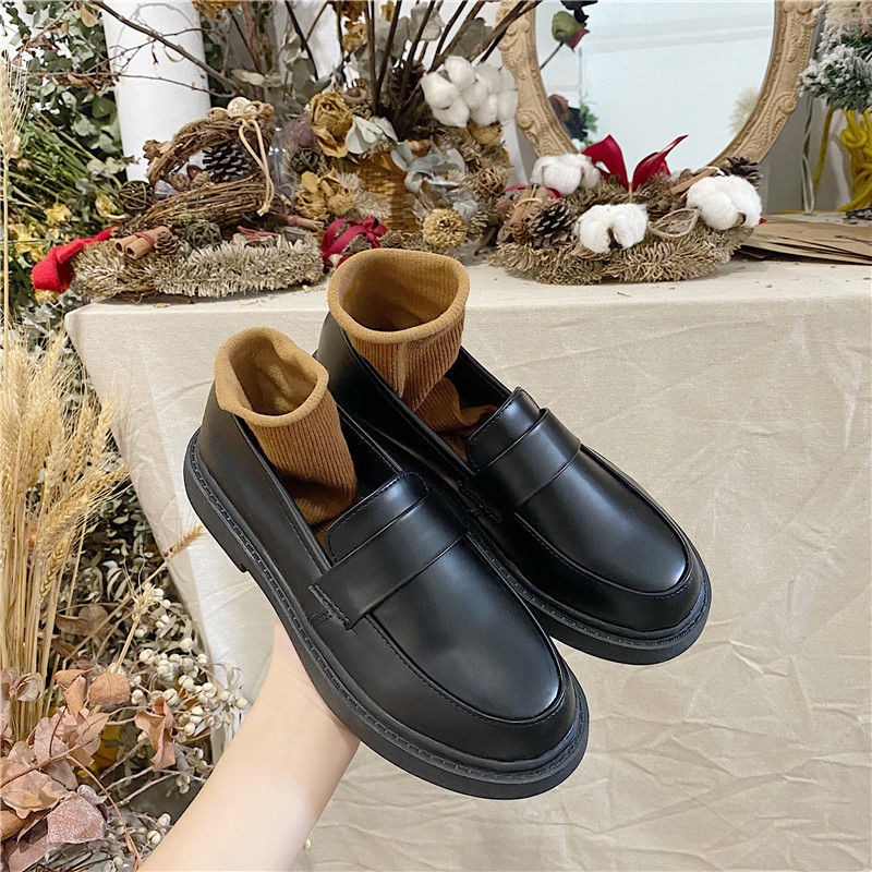 New Japanese simple small leather shoes