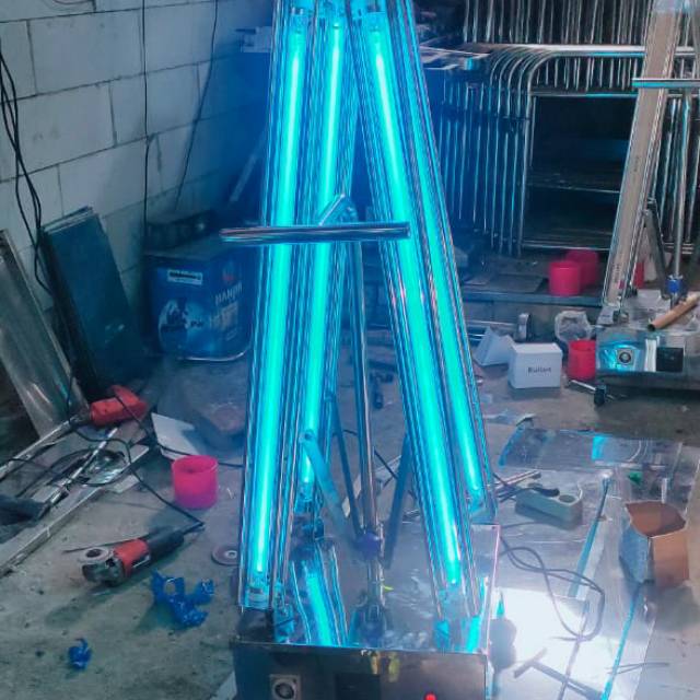 Lampu UV Sterilisator Ruangan