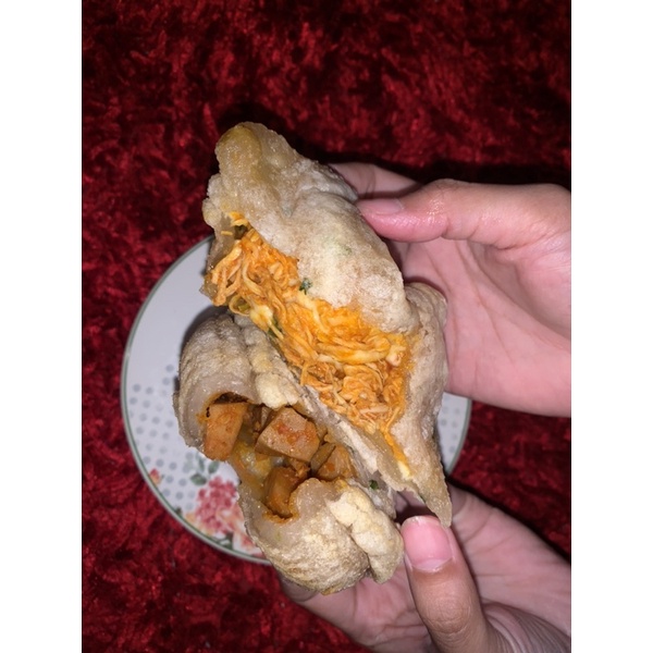 

CIRENG KEMBUNG AYAM BASO MOZARELLA SOSIS