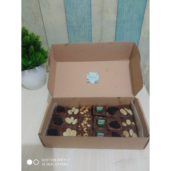 

Fudgy brownies dark coklat ukran 20x10