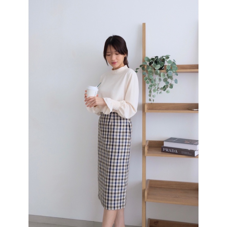 Kadaka T-0421 Blouse Semi Pleats Tangan Panjang