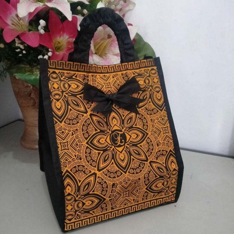 

Tas hajatan spunbond batik nindy 22