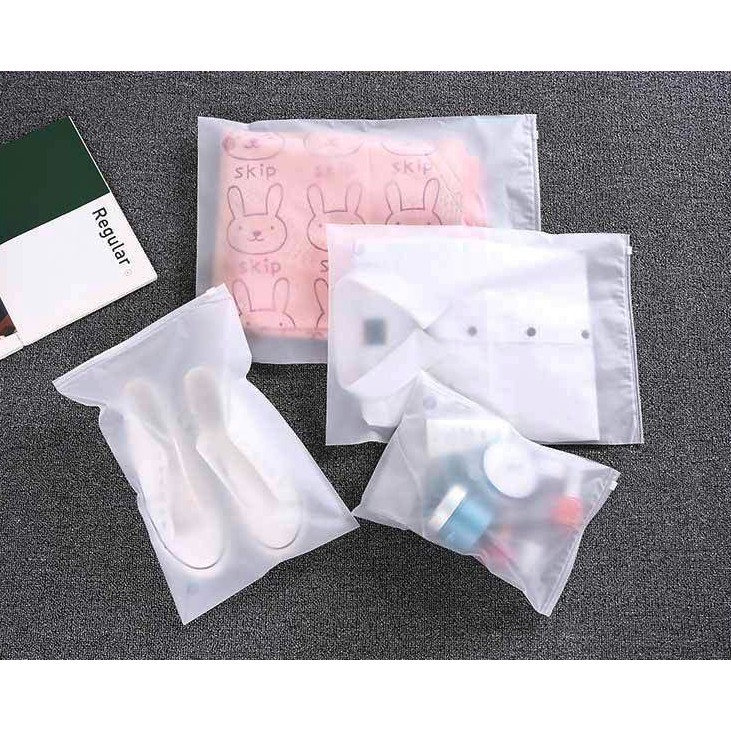 Adda Home - Plastik Zipper Beg Kantong Penyimpanan Baju Kosmetik Serbaguna Bahan Doff PPT