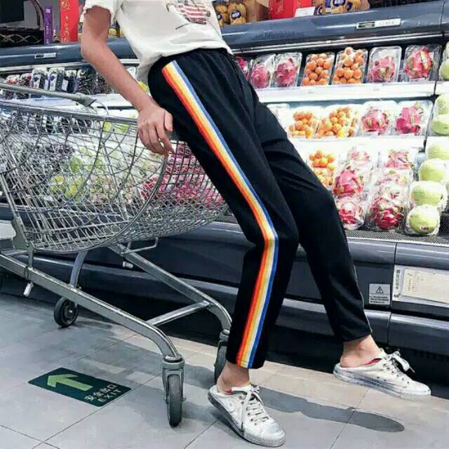 Jogger Pelangi