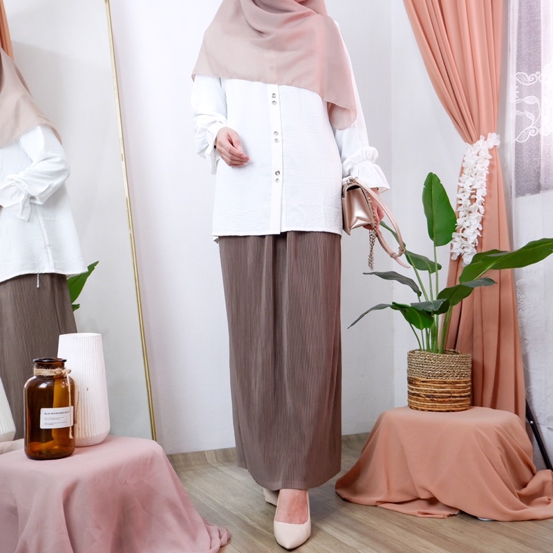 Jasmine Pleats Skirt-5