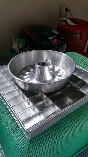 Loyang Sekat Uk.30x30x4cm