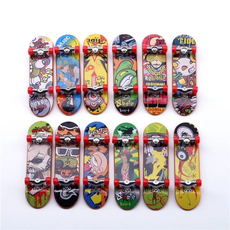 1pc Mainan Skateboard Jari Mini Bahan Alloy Untuk Edukasi Anak