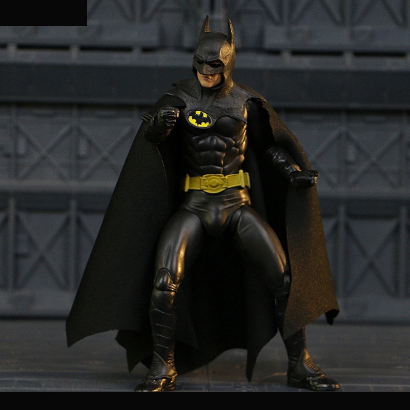 NECA 25th Anniversary 1989 Batman Michael Keaton Action Figure 